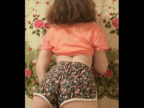 ❤️ Sexy na batang babe na hinuhubad ang kanyang shorts sa camera ❤️❌ Porn video sa amin