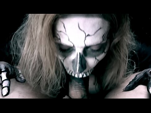 ❤️ Demon girl ng sanggol titi sa kanyang itim na bibig at swallowing cum. ❤️❌ Porn video sa amin